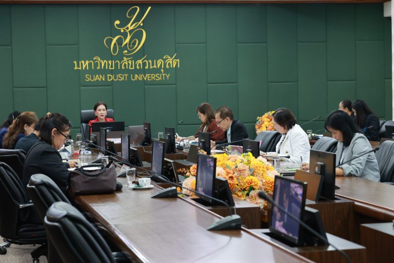 การประชุมการจัดทำหนังสือบัณฑิตกิตติมศักดิ์ ครั้งที่ 3/2568 เมื่อวันที่ 3 ตุลาคม 2568