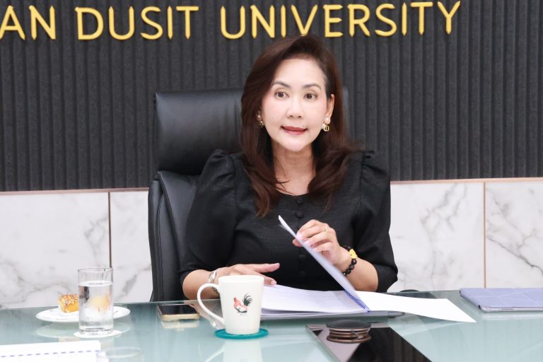 การประชุมคณะกรรมการสรรหาคณบดีโรงเรียนกฎหมายและการเมือง ครั้งที่ 1/2568 เมื่อวันที่ 28 ตุลาคม 2568